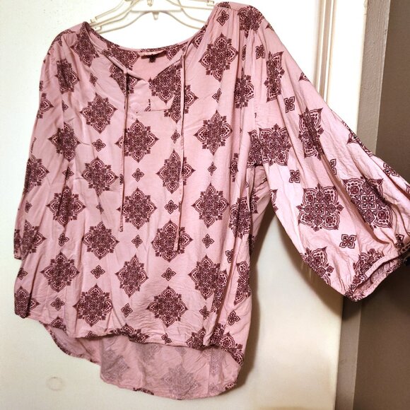 Evri Medallion Print boho peasant-style top - EUC - pink - Picture 2 of 4